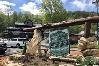 Hawksnest Zipline